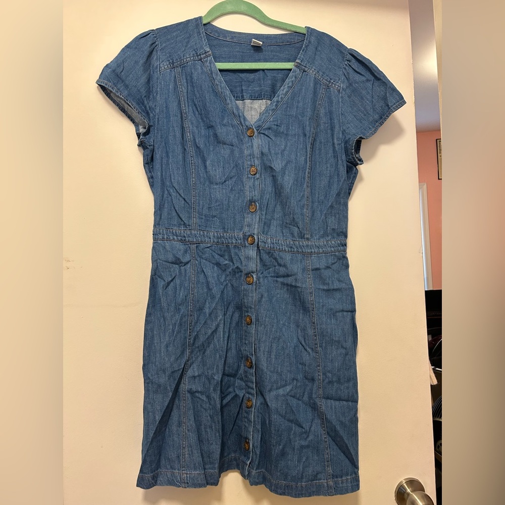 Old navy denim button up dress - size L